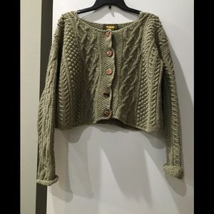 Wool crop cardigan sweater